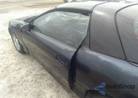 1998 Chevrolet Camaro Z28 z USA, uszkodzony, nr VIN 2G1FP22G6W2122325